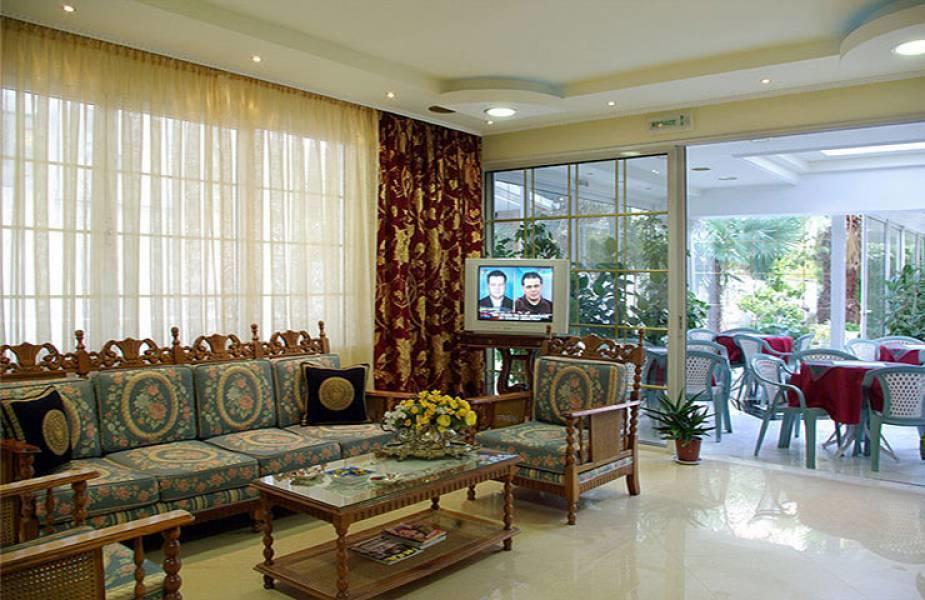 Paralía Hotel Chronis מראה חיצוני תמונה